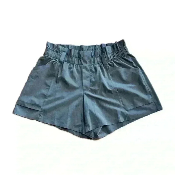 Athleta Skyline Olive Green Paperbag Waist Tie Shorts Size 8 - Picture 2 of 5
